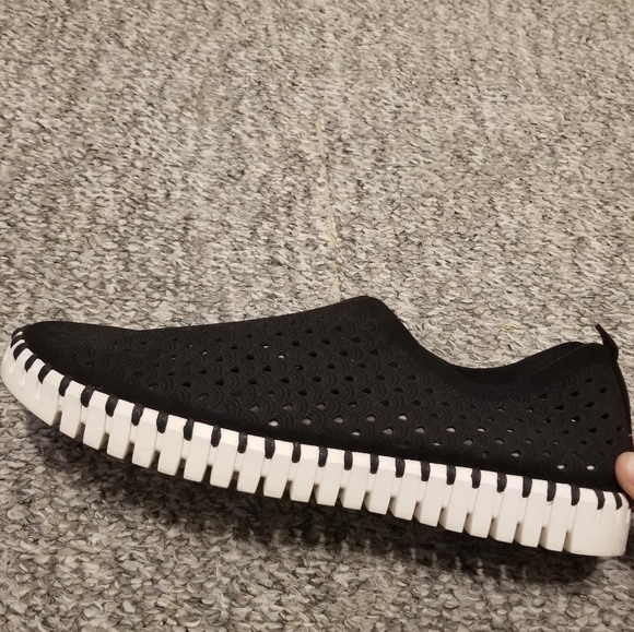 Ilse Jacobsen Hornbak Tulip Slip on Sneaker Perforate Black Size 41 - Picture 12 of 16